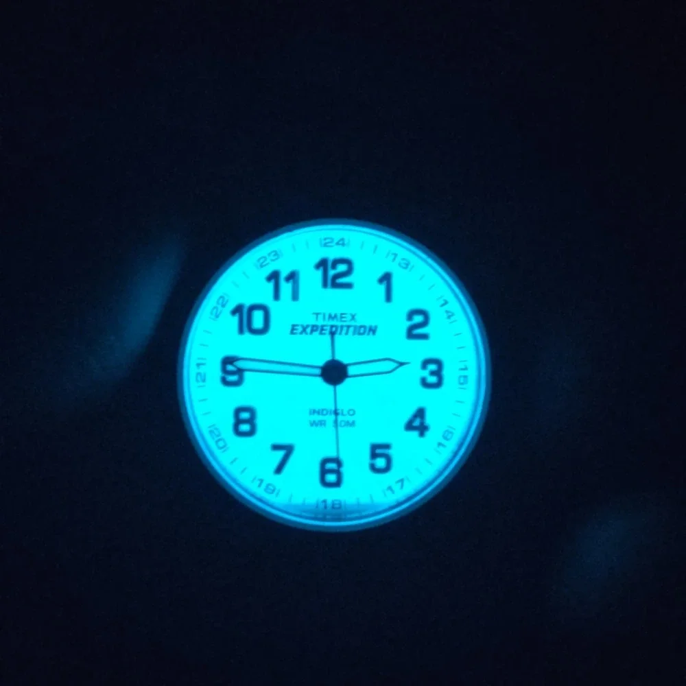 Vintage 2010 Timex Expedition Indiglo 26mm Women's‎ Quartz Watch Leather Band